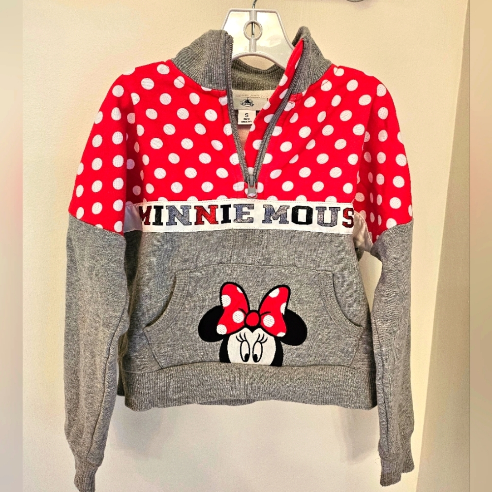 Disney world parks Minnie polka dot pullover small